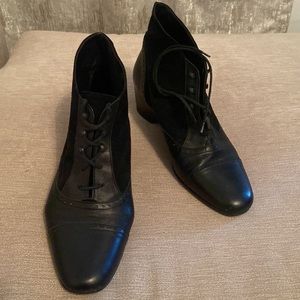 Vardo Oxford style boots
